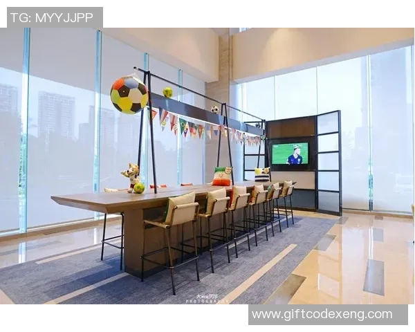 足球明星装饰贴画为主题打造个性化家居空间，展现足球热情与运动魅力