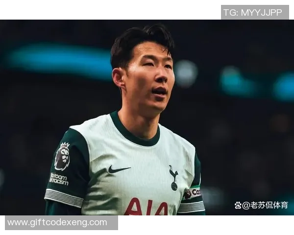 足坛巨星加盟潮来袭多位球星免费签约掀起转会市场新风暴